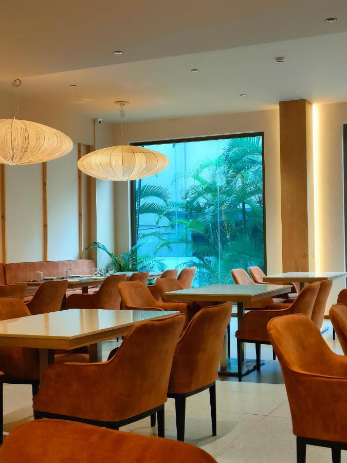 37Th Crescent Hotel Bengaluru Exterior foto